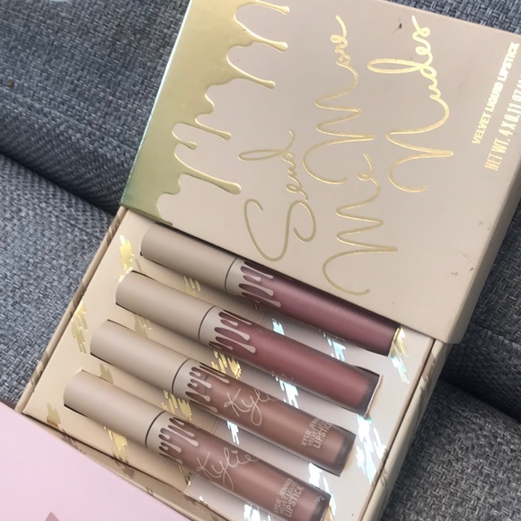 Kylie cosmetics, and I have a ton of stuff! 💕💕 - Picture 6 of 6